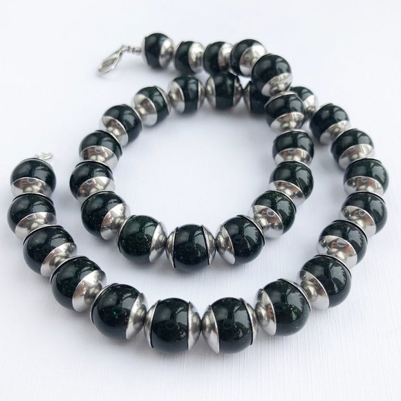 Deep green chunky necklace, statement casual necklace - Picture 14 of 15